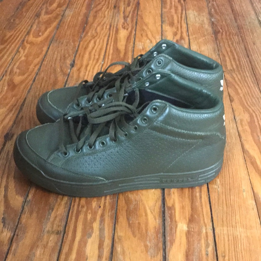 Adidas Rod Laver edition mid